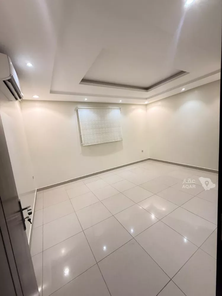 Floor for Rent in Riyadh Al Arid 2