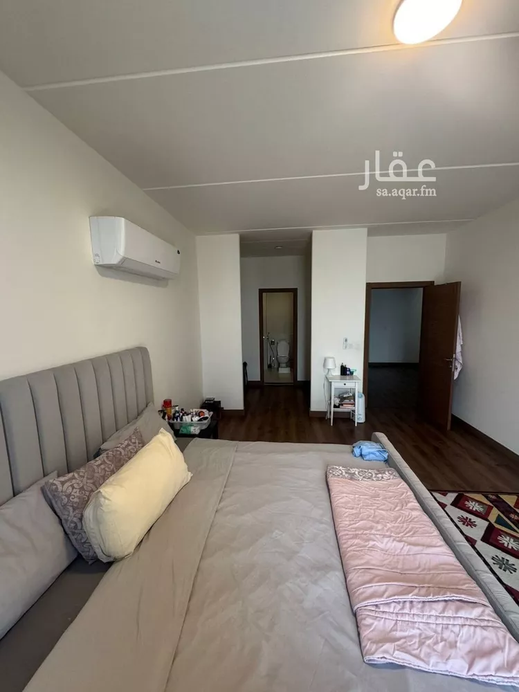 فيلا للإيجار في شارع إبراهيم الوزان, حي مطار الملك خالد الدولي, مدينة الرياض, منطقة الرياض صورة 2