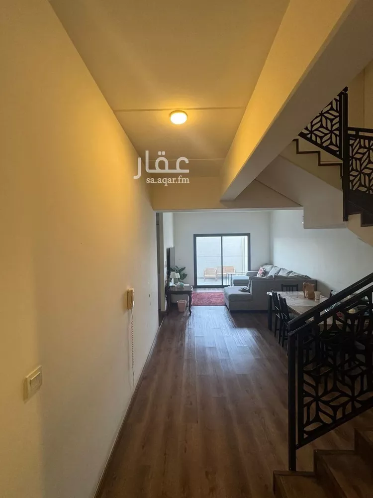 فيلا للإيجار في شارع إبراهيم الوزان, حي مطار الملك خالد الدولي, مدينة الرياض, منطقة الرياض صورة 3