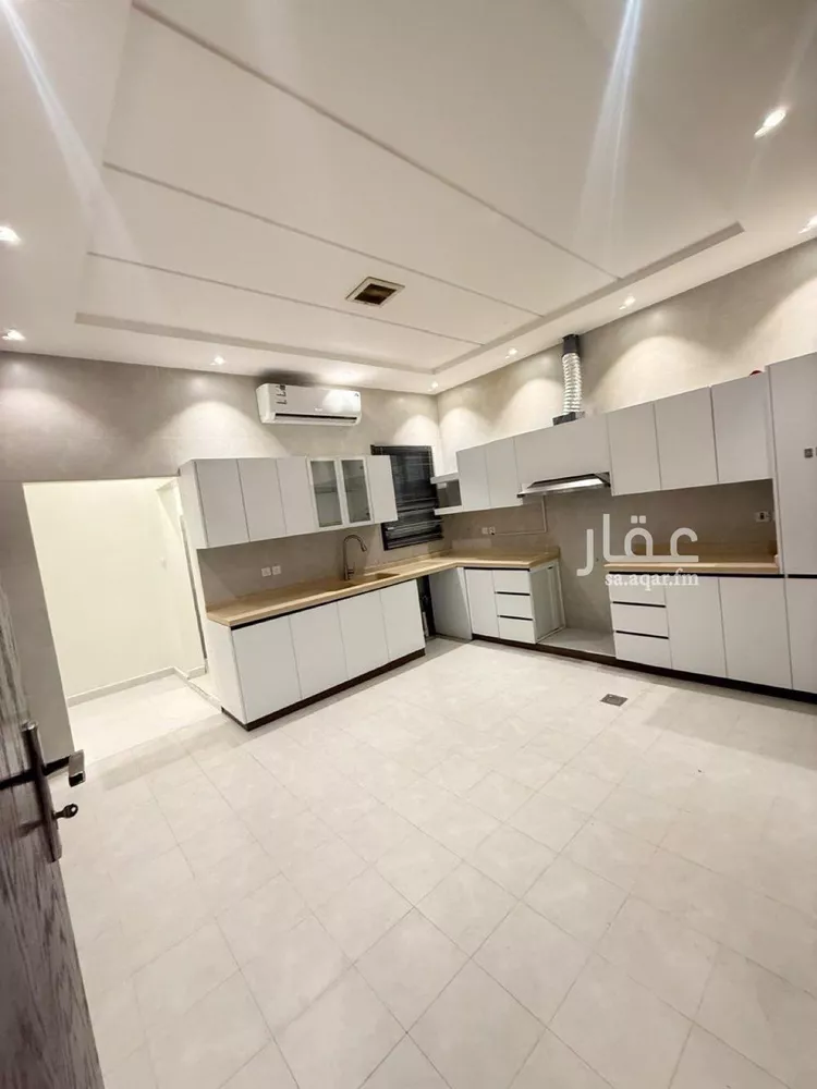 فيلا للإيجار في شارع 328, حي العارض, مدينة الرياض, منطقة الرياض صورة 4