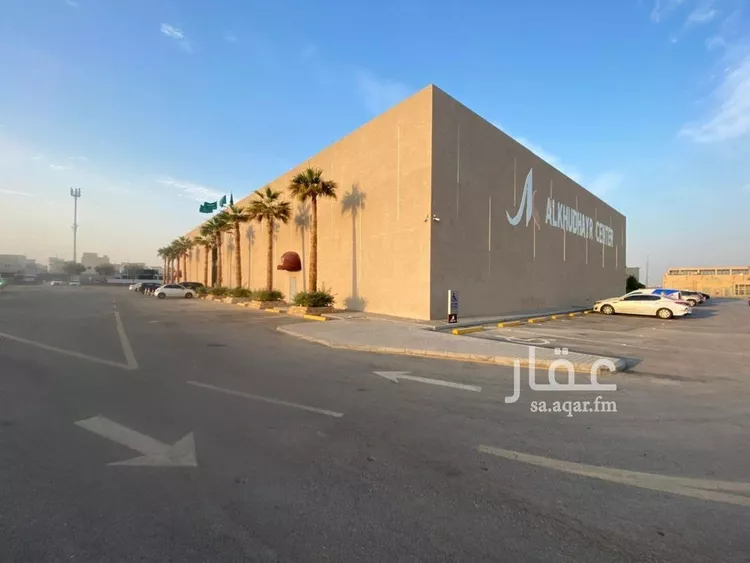 محل للإيجار في شارع الشيخ عبدالرحمن بن فريان, حي السويدي الغربي, مدينة الرياض, منطقة الرياض صورة 3