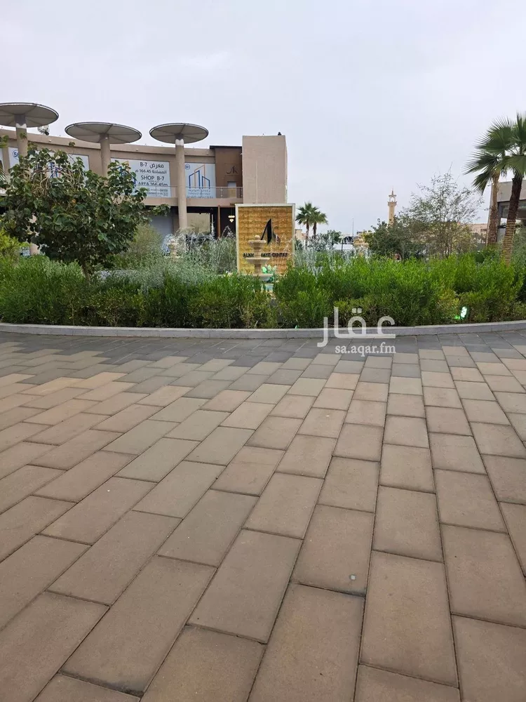 محل للإيجار في شارع الشيخ عبدالرحمن بن فريان, حي السويدي الغربي, مدينة الرياض, منطقة الرياض صورة 2