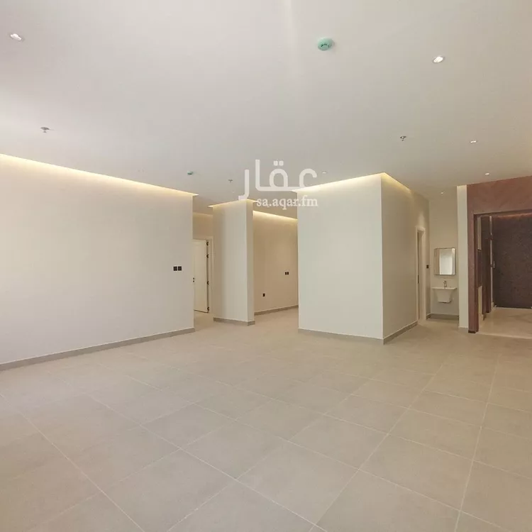 شقة للإيجار في شارع وادي هجر, حي الملقا, مدينة الرياض, منطقة الرياض