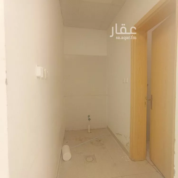 مكتب تجاري للإيجار في شارع طريق الامير محمد بن سعد بن عبد العزيز, حي الملقا, مدينة الرياض, منطقة الرياض صورة 4