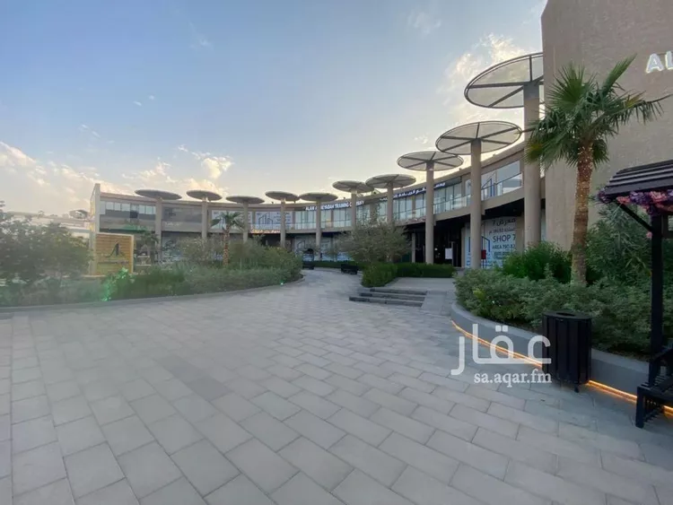 محل للإيجار في شارع الشيخ عبدالرحمن بن فريان, حي السويدي الغربي, مدينة الرياض, منطقة الرياض صورة 4