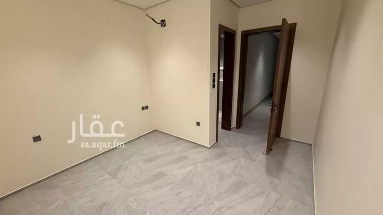 فيلا للبيع في شارع الشيخ عثمان بن إبراهيم الحقيل, حي الملك فهد, مدينة الرياض, منطقة الرياض 13