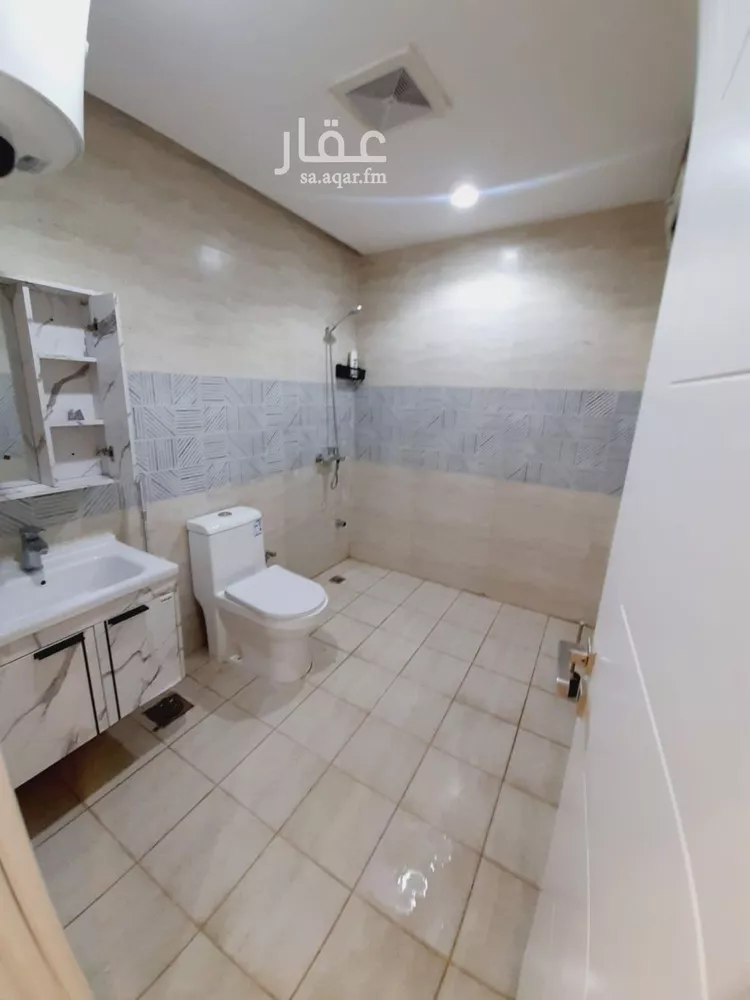 شقة للإيجار في شارع ابن صنعين, حي العليا, مدينة الرياض, منطقة الرياض صورة 2