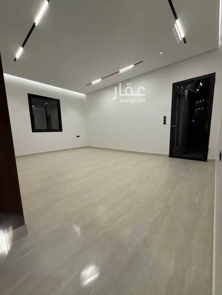 فيلا للبيع في شارع يحيى بن جزلة, حي الرمال, مدينة الرياض, منطقة الرياض صورة 4