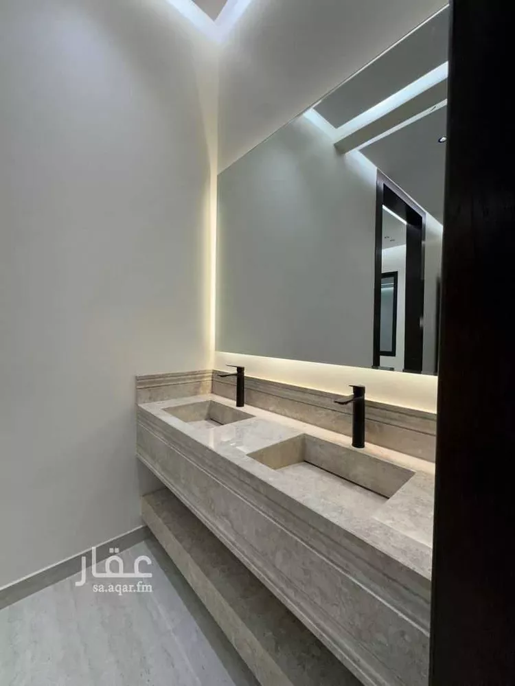 فيلا للبيع في شارع غير مسمي 491 0301, حي الفيصلية, مدينة الخرج, منطقة الرياض 22