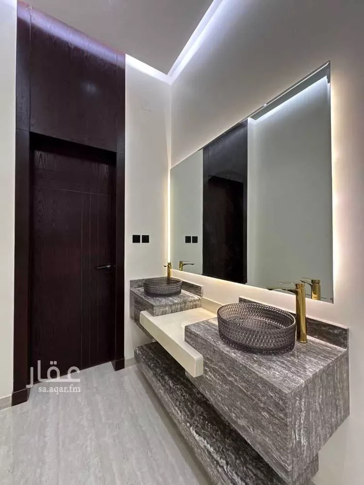 فيلا للبيع في شارع غير مسمي 491 0301, حي الفيصلية, مدينة الخرج, منطقة الرياض 6