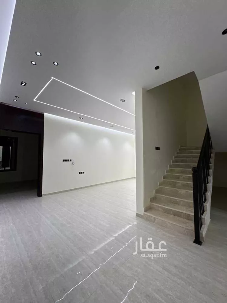 فيلا للبيع في شارع غير مسمي 491  0301, حي الفيصلية, مدينة الخرج, منطقة الرياض صورة 2