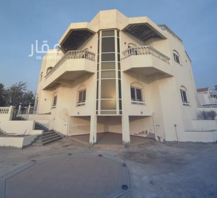 فيلا للبيع في شارع الشريف أحمد بن محمد بن بركات, حي البحيرات, مدينة جدة, منطقة مكة المكرمة صورة 3