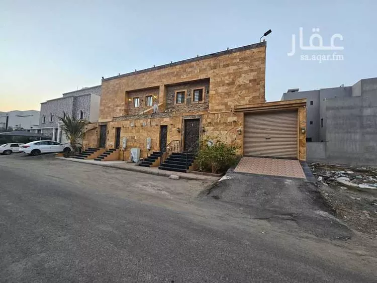 فيلا للبيع في شارع أبي الفضل الهمذاني, حي الزمرد, مدينة جدة, منطقة مكة المكرمة