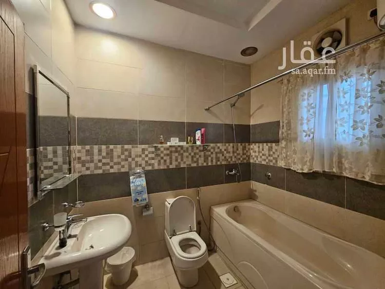 فيلا للبيع في شارع أبي الفضل الهمذاني, حي الزمرد, مدينة جدة, منطقة مكة المكرمة صورة 2