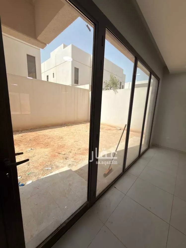 فيلا للإيجار في شارع عبدالله بن ساعدة الهذلي, حي مطار الملك خالد الدولي, مدينة الرياض, منطقة الرياض صورة 4