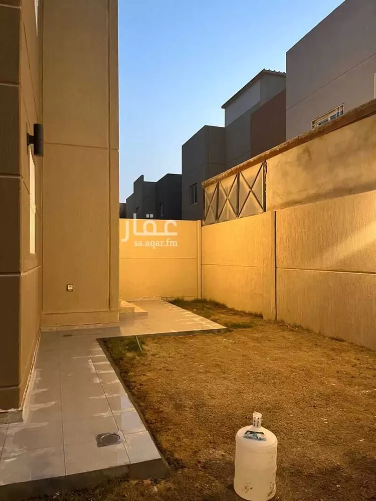 فيلا للإيجار في شارع سلمان بن مالك, حي مطار الملك خالد الدولي, مدينة الرياض, منطقة الرياض صورة 3