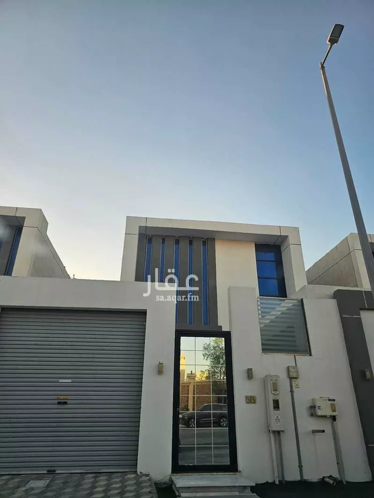 فيلا للبيع في شارع ابو لبيبة الاشهلي ، حي الشراع ، الخبر ، الخبر