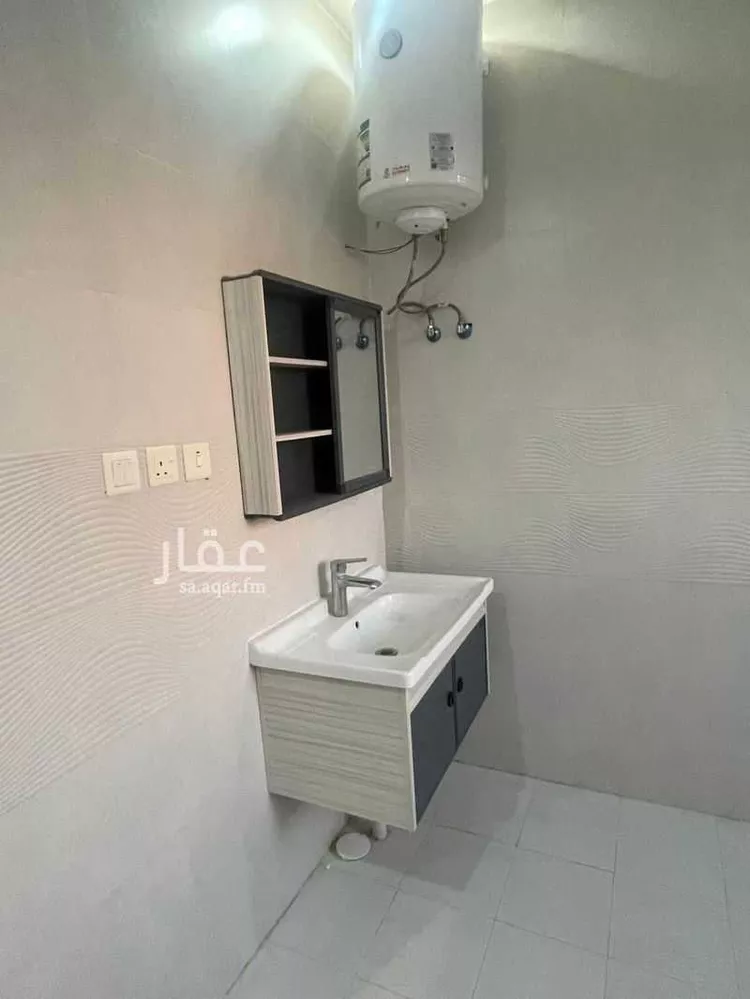فيلا للإيجار في شارع عبدالرحمن السمعاني, حي الرمال, مدينة الرياض, منطقة الرياض صورة 5