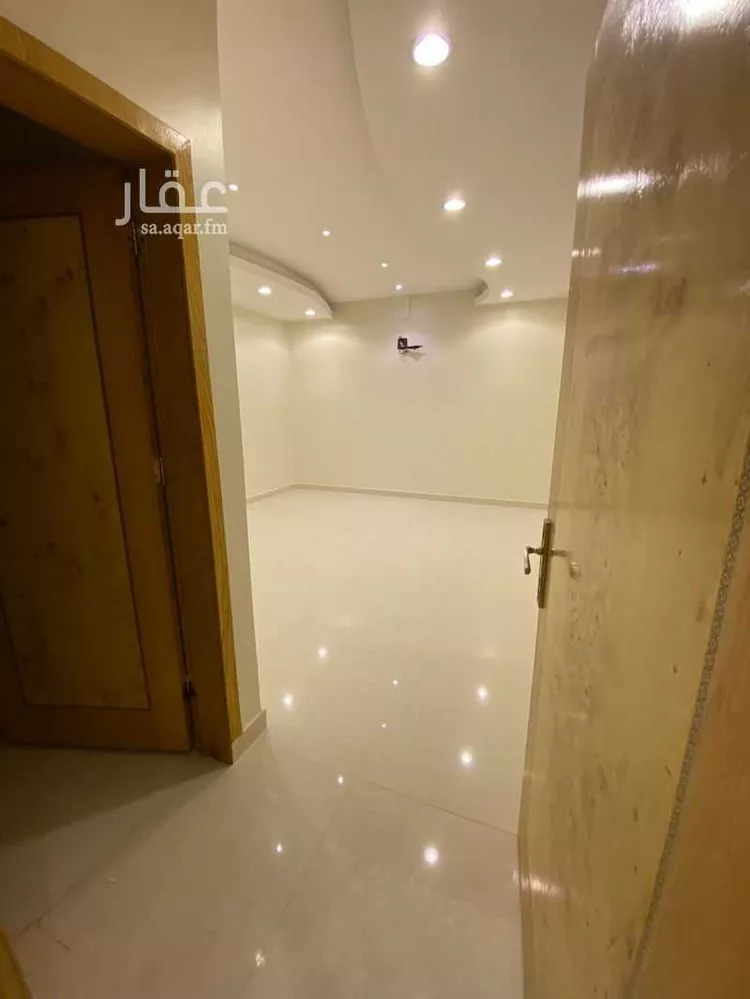 شقة للإيجار في شارع قلعة الفسطاط, حي إشبيلية, مدينة الرياض, منطقة الرياض صورة 3