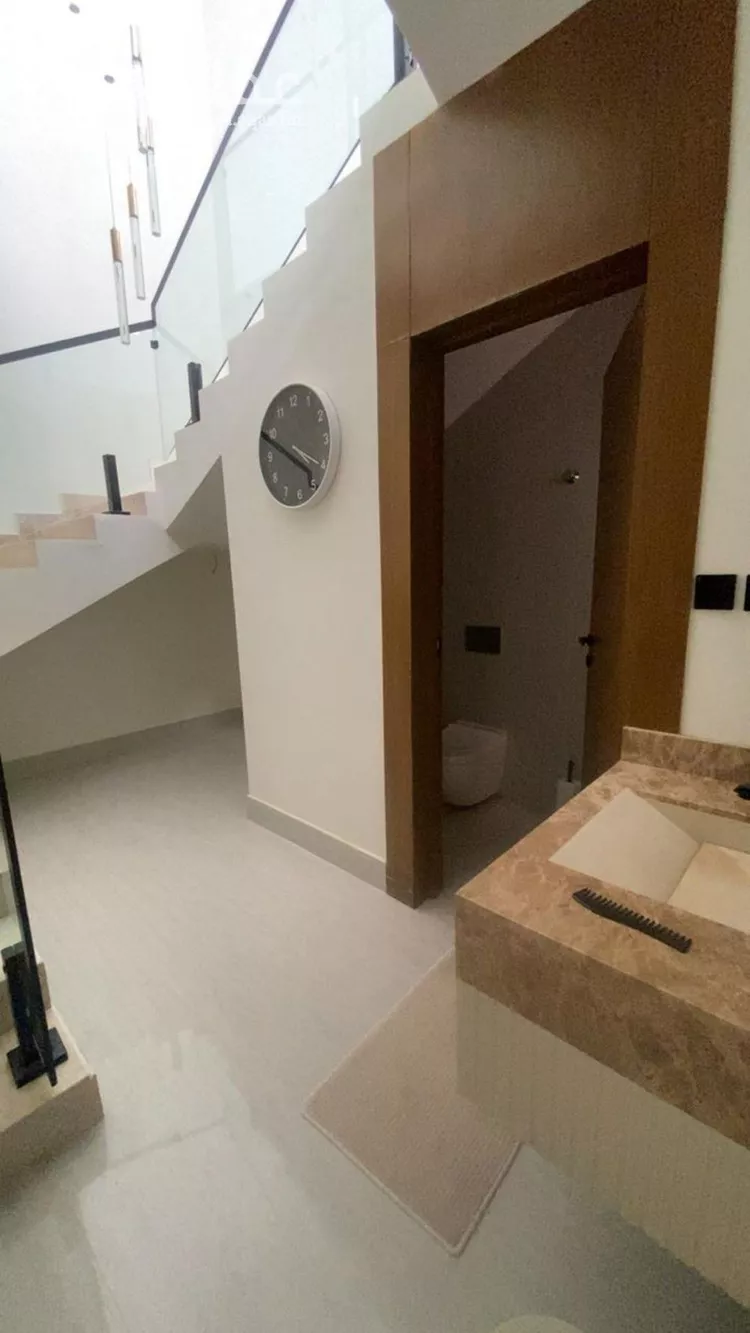 فيلا للبيع في شارع رقم 402, حي المونسية, مدينة الرياض, منطقة الرياض صورة 5