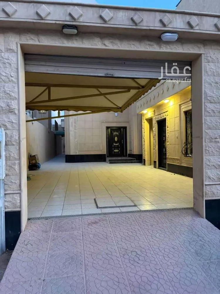 فيلا للبيع في شارع السفراء, حي المونسية, مدينة الرياض, منطقة الرياض صورة 3