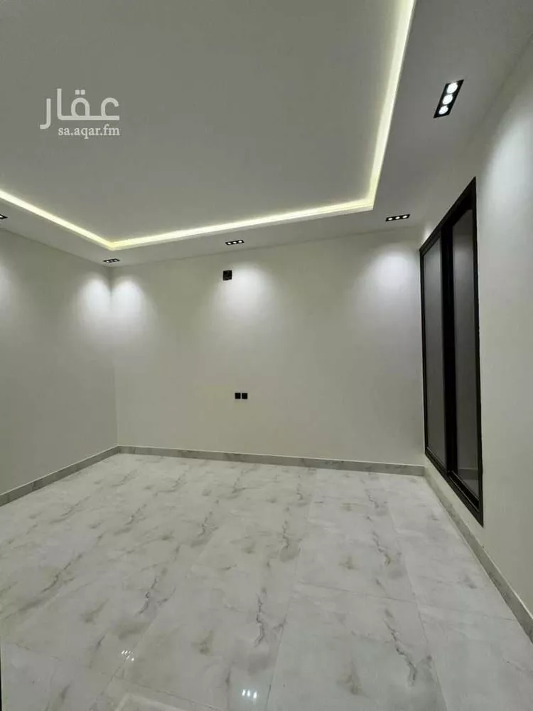 فيلا للإيجار في شارع محمود عبدالله قاري, حي الرمال, مدينة الرياض, منطقة الرياض صورة 3