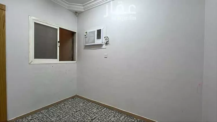 شقة للبيع في شارع الخزنة, حي إشبيلية, مدينة الرياض, منطقة الرياض صورة 2