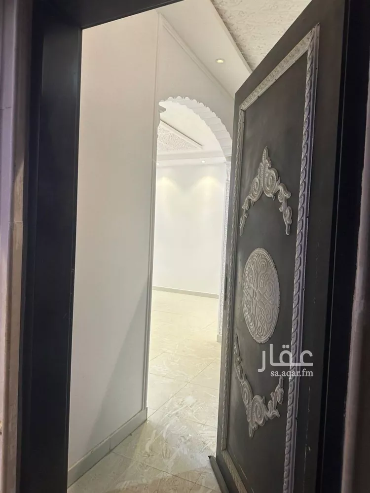فيلا للإيجار في شارع محمود عبدالله قاري, حي الرمال, مدينة الرياض, منطقة الرياض صورة 3