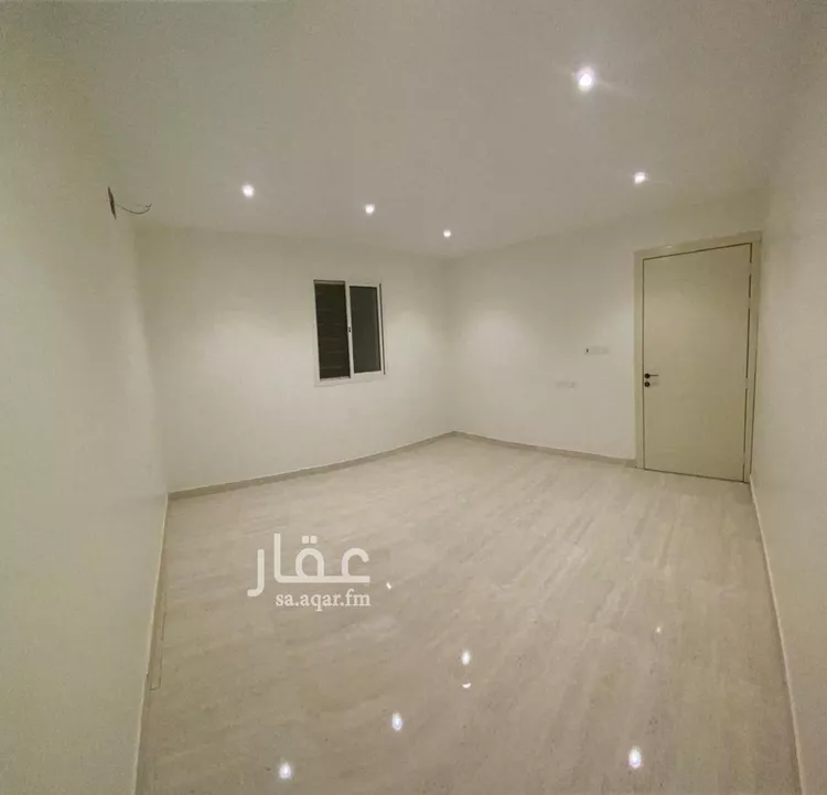 شقة للإيجار في شارع شارع محمد بن عجلان , حي الرمال, مدينة الرياض, منطقة الرياض