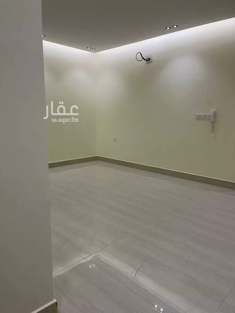فيلا للبيع في طريق الجنادرية ، حي الرمال ، الرياض ، منطقة الرياض صورة 2