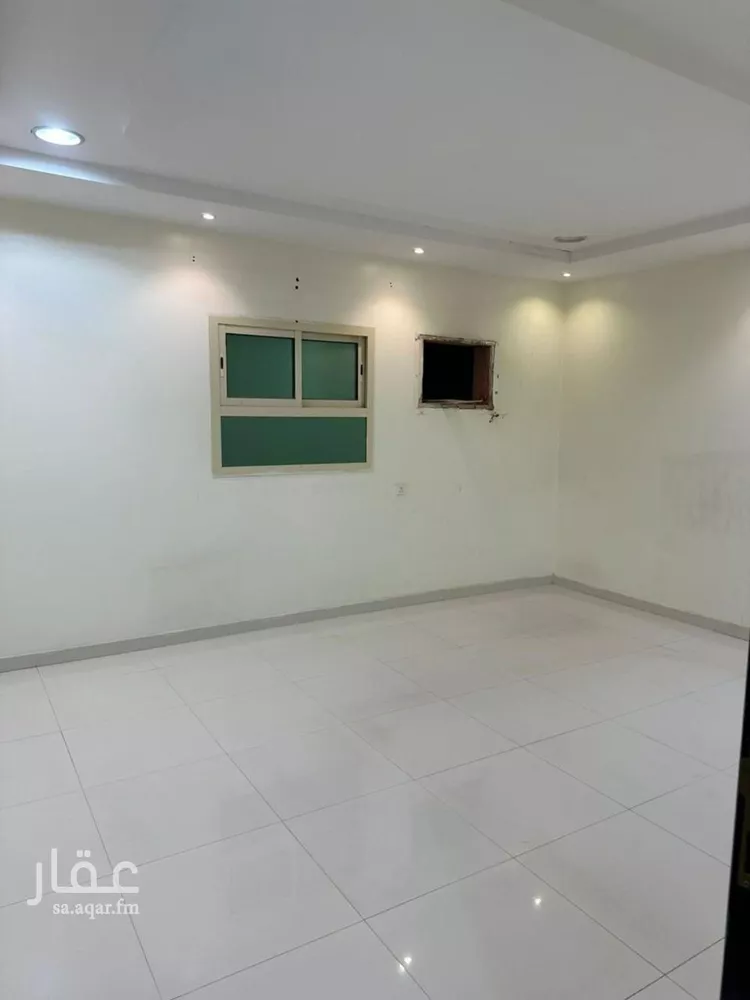 شقة للإيجار في شارع محمد بن أبي السعادات, حي عكاظ, مدينة الرياض, منطقة الرياض