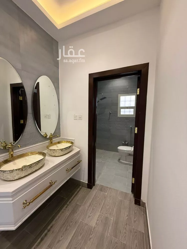 فيلا للبيع في شارع صفوان بن موهب, حي المهدية, مدينة الرياض, منطقة الرياض صورة 2