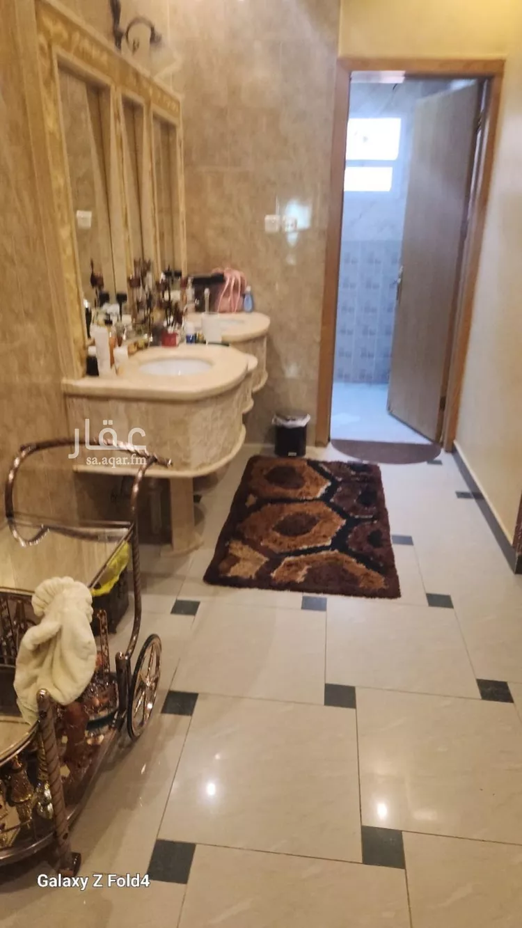 فيلا للبيع في شارع هاجر, حي غرناطة, مدينة الرياض, منطقة الرياض
