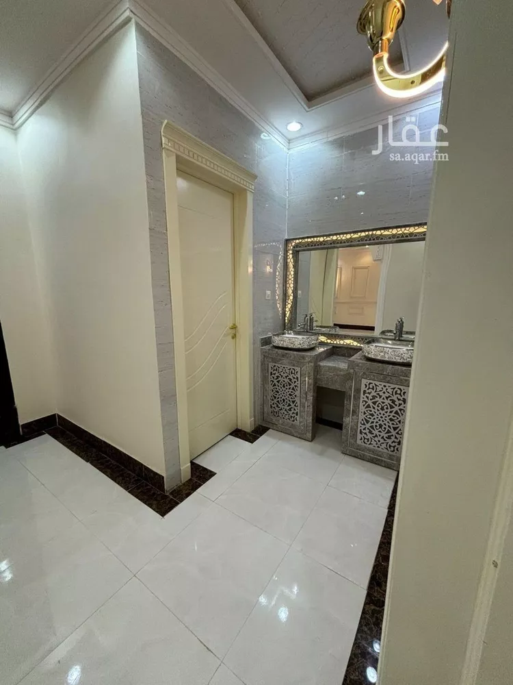 فيلا للإيجار في شارع عمر بن علي الجعدي, حي طويق, مدينة الرياض, منطقة الرياض صورة 2
