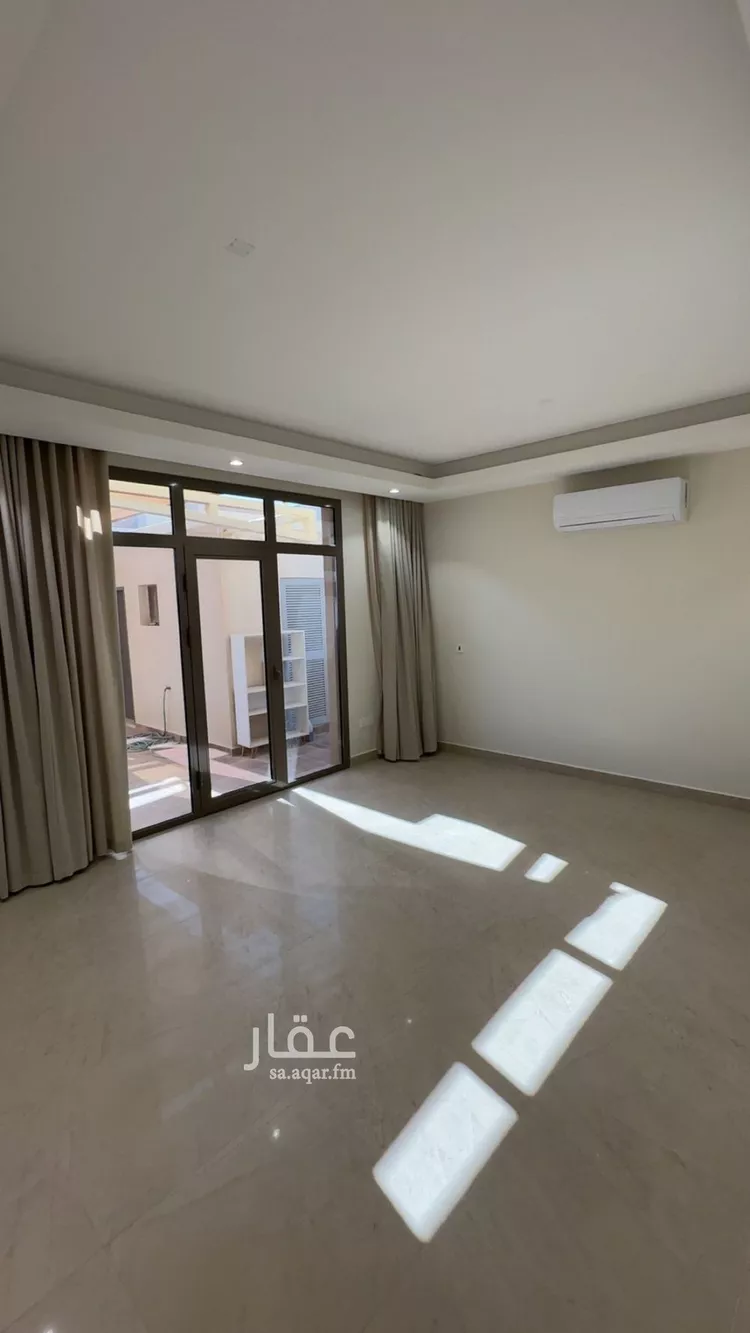 فيلا للإيجار في شارع ممر186, حي الرمال, مدينة الرياض, منطقة الرياض صورة 2