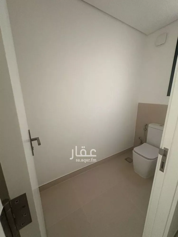 فيلا للبيع في شارع رقم 1070, حي سدرة, مدينة الرياض, منطقة الرياض صورة 2