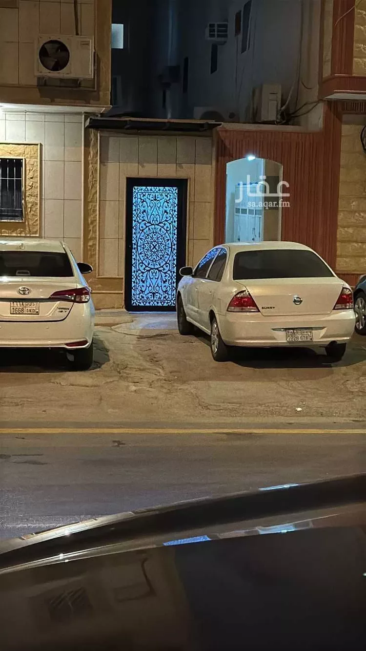 شقة للبيع في شارع الشيخ ناصر بن سرحان بن منيخر, حي الحمراء, مدينة الرياض, منطقة الرياض صورة 2