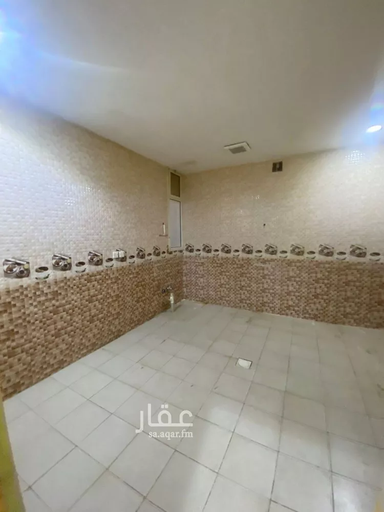 فيلا للإيجار في شارع رقم 57, حي ظهرة لبن, مدينة الرياض, منطقة الرياض صورة 3