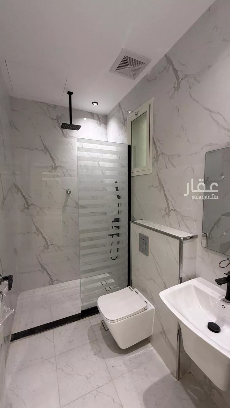 شقة للبيع في شارع انيسة بنت كعب, حي الجامعة, مدينة المدينه المنوره, منطقة المدينة المنورة صورة 3