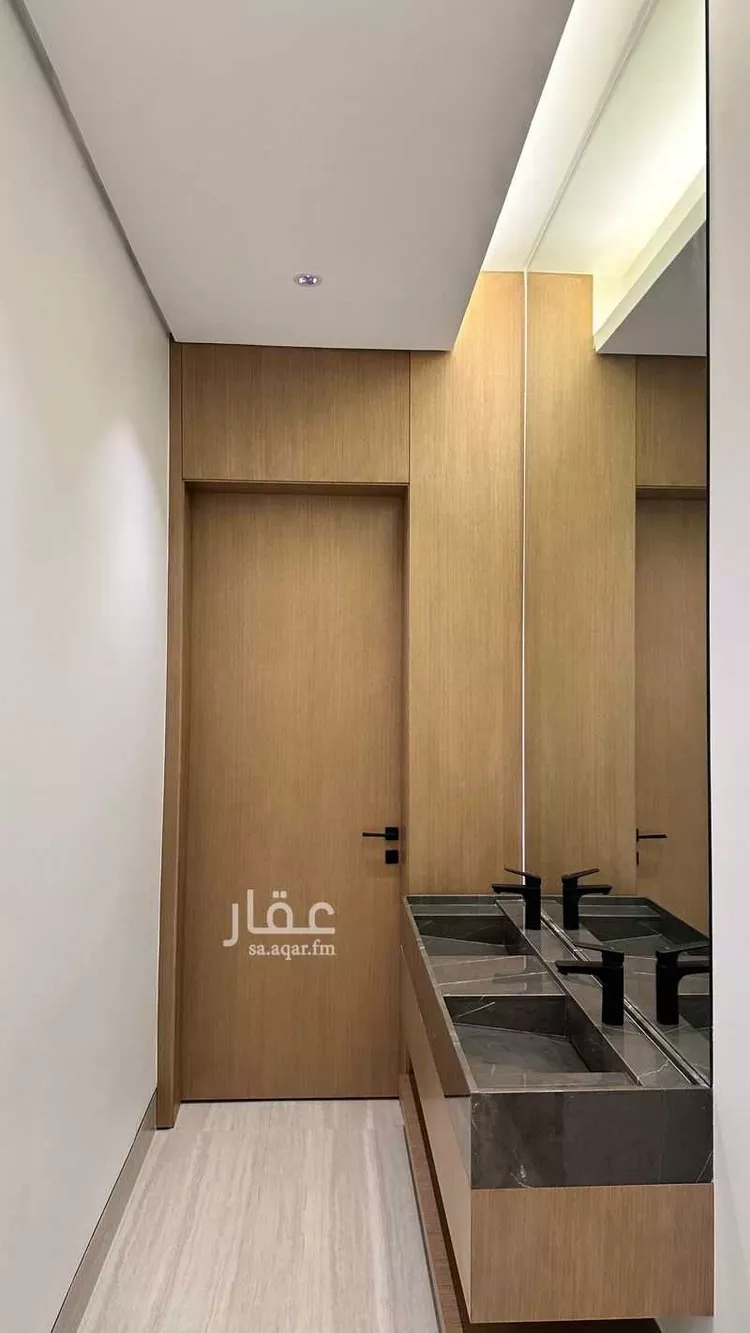 فيلا للبيع في شارع أحمد بن محمد الجزري, حي النرجس, مدينة الرياض, منطقة الرياض صورة 3