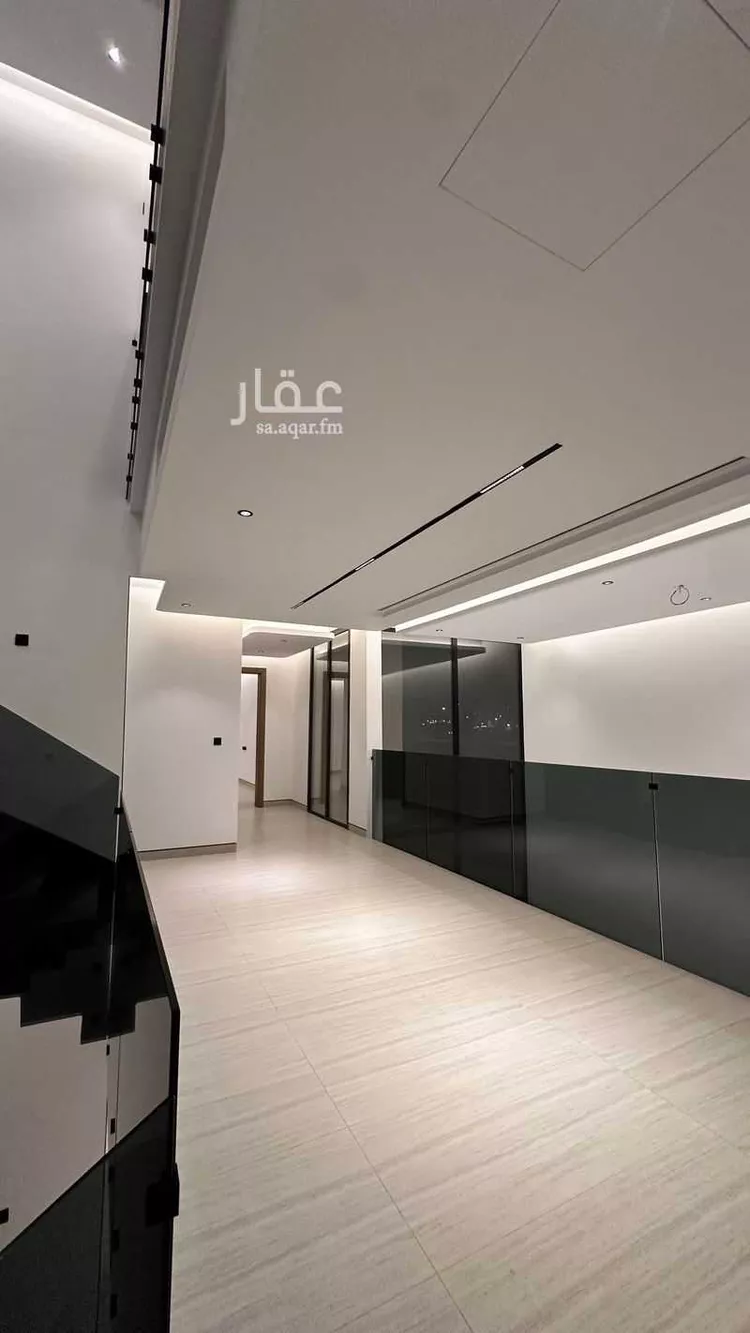 فيلا للبيع في شارع مساعد بن أحمد السديري, حي العارض, مدينة الرياض, منطقة الرياض صورة 2