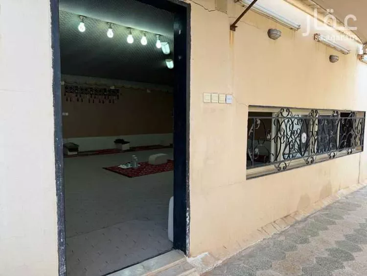 Villa for Sale in Al Kharj New Industrial Area صورة 3