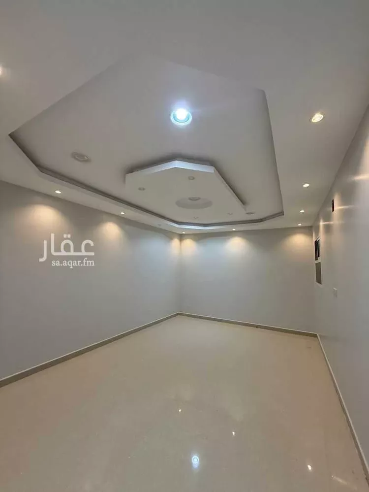 Floor for Rent in Ad Dilam Sudair 5
