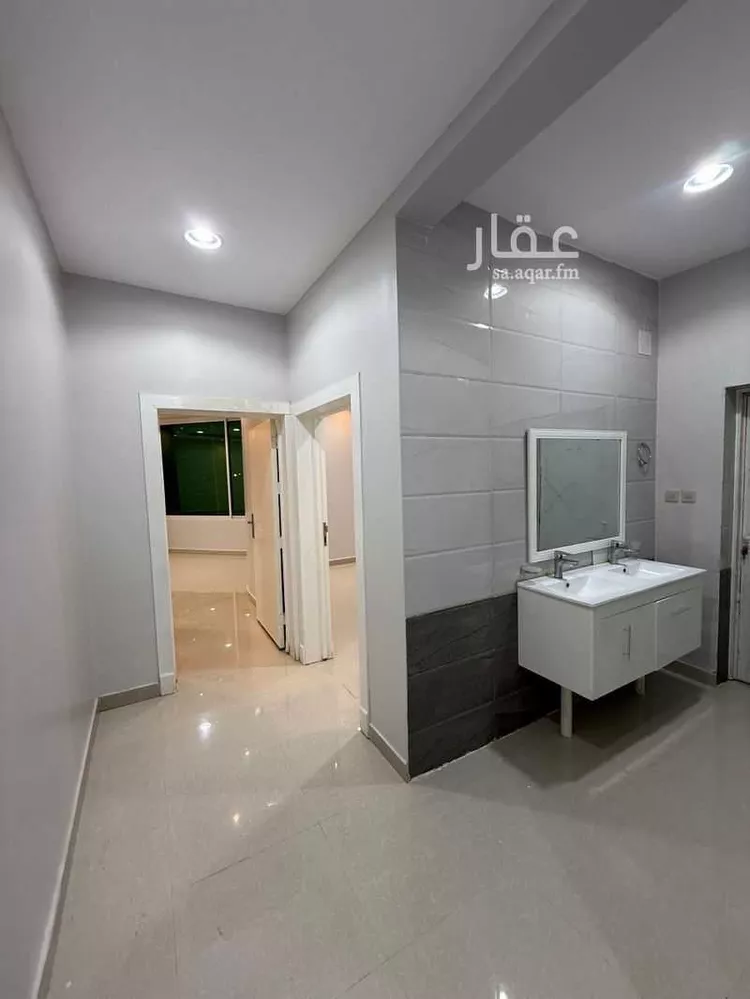Floor for Rent in Ad Dilam Sudair 11