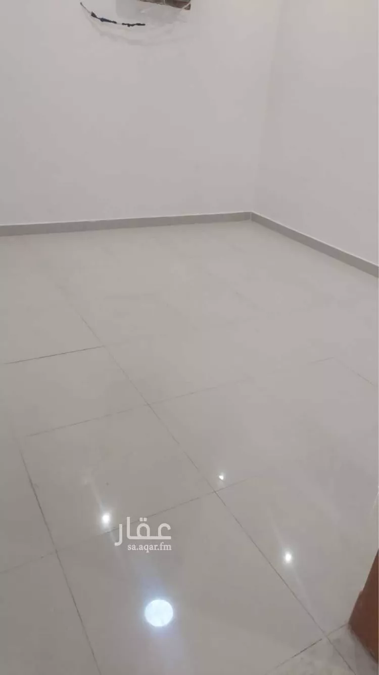 شقة للإيجار في شارع رقم 18 ، حي ظهرة لبن ، الرياض ، منطقة الرياض صورة 4