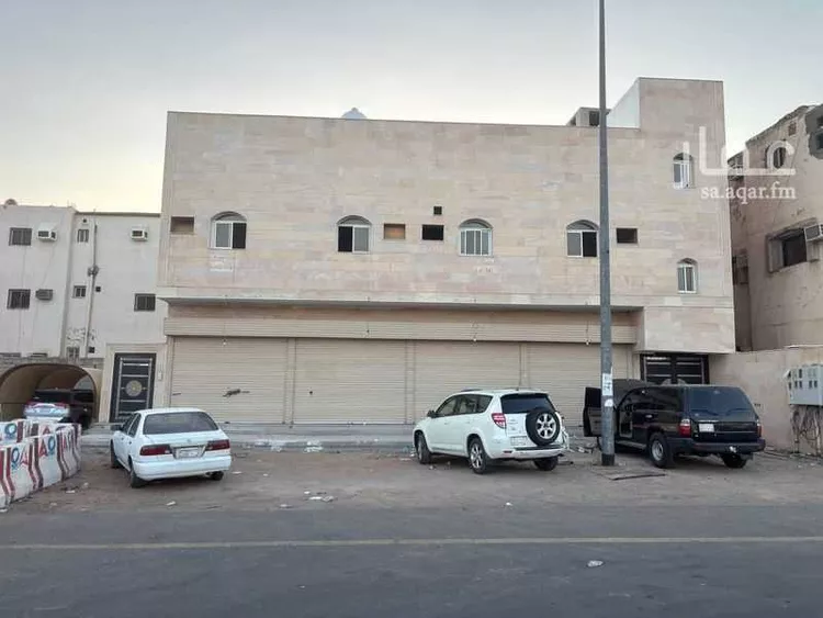 Building for Sale in Medina Alaaziziyah