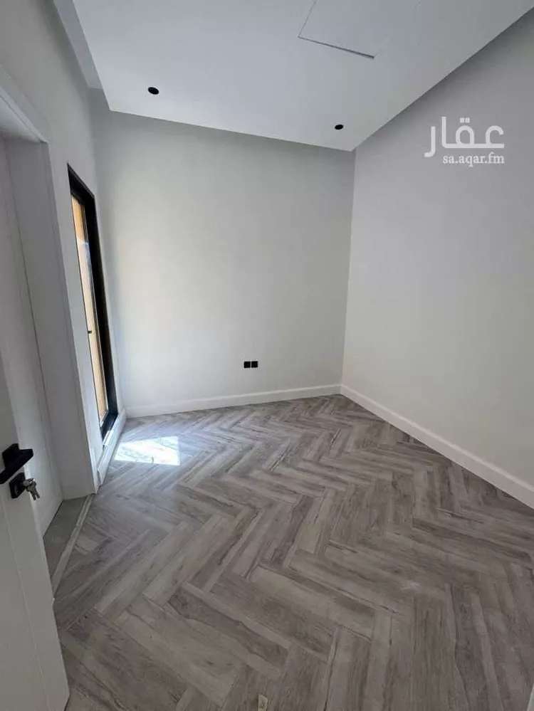 دور للبيع في حي الورود, مدينة الرياض, منطقة الرياض 14
