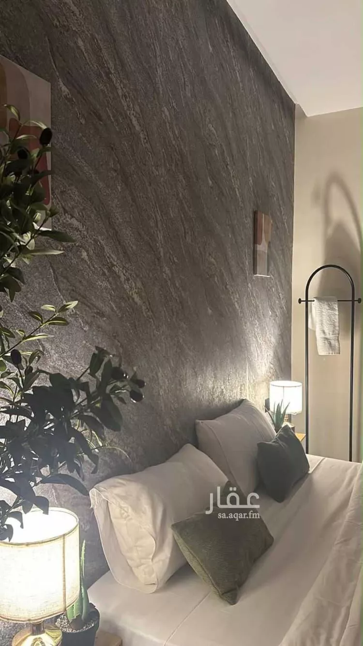 Apartment for Rent in Medina King Fahd ุตูุฑุฉ 3