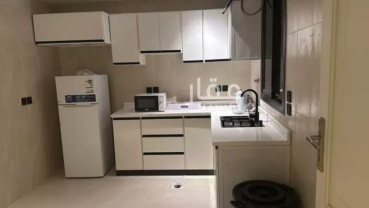 Apartment for Rent in Medina King Fahd ุตูุฑุฉ 4