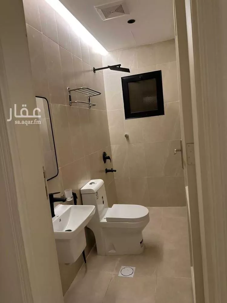 شقة للإيجار في شارع عبدالرحمن ابن سعد ابن ابي وقاص, حي الملك فهد, مدينة المدينة المنورة, منطقة المدينة المنورة 8